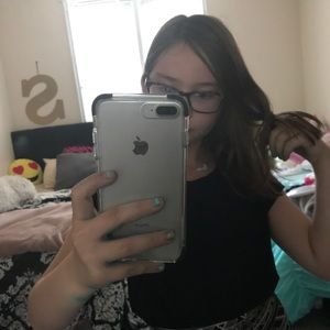 Meet your Posher, Lori